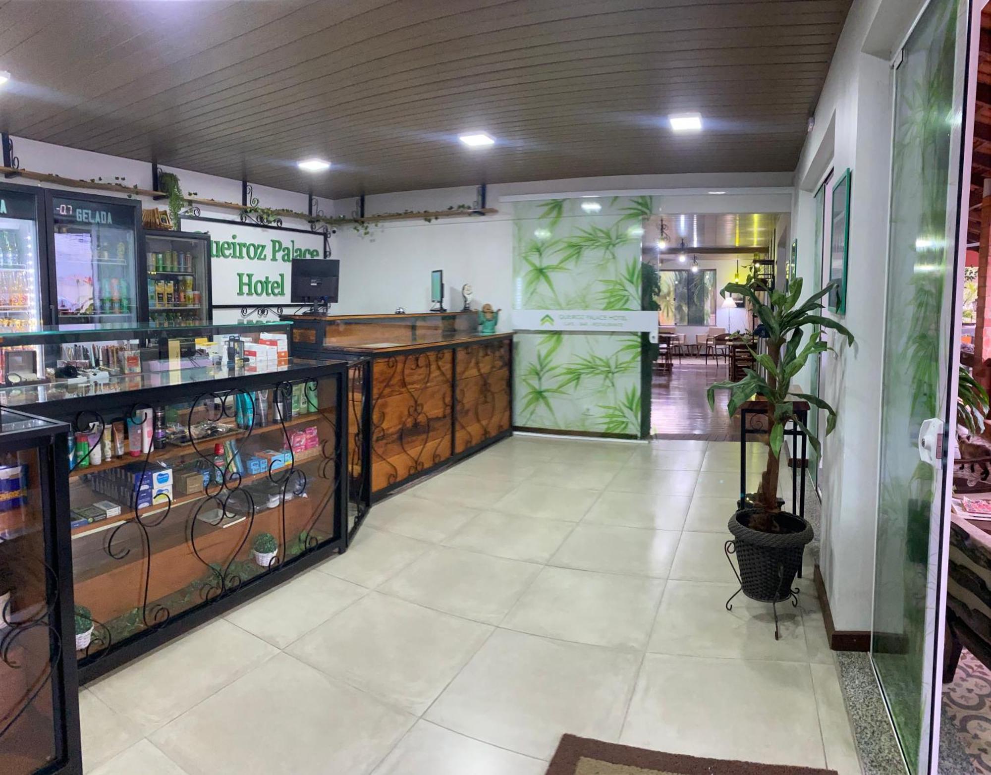 Queiroz Palace Hotel Siqueira Campos Екстер'єр фото